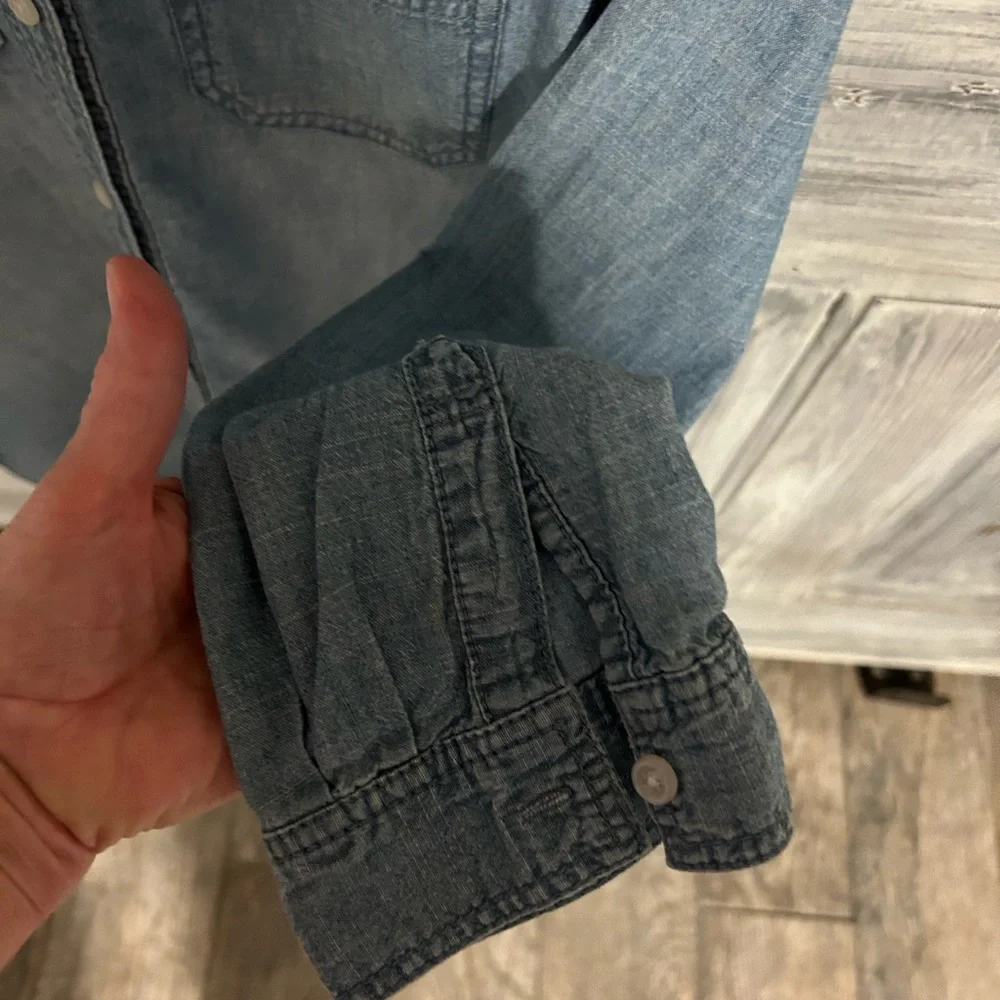 Denim button top - Picture 3 of 8
